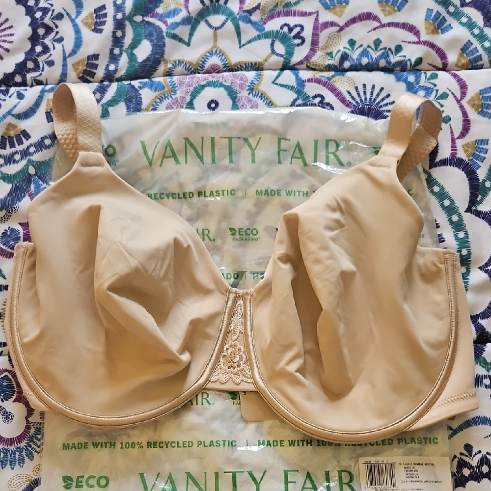 Vanity Fair Women's Cream Bra